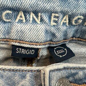 AE Strigid Ripped Mom Jean - 10L